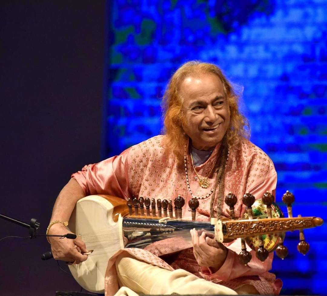 Ustad Aashish Khan