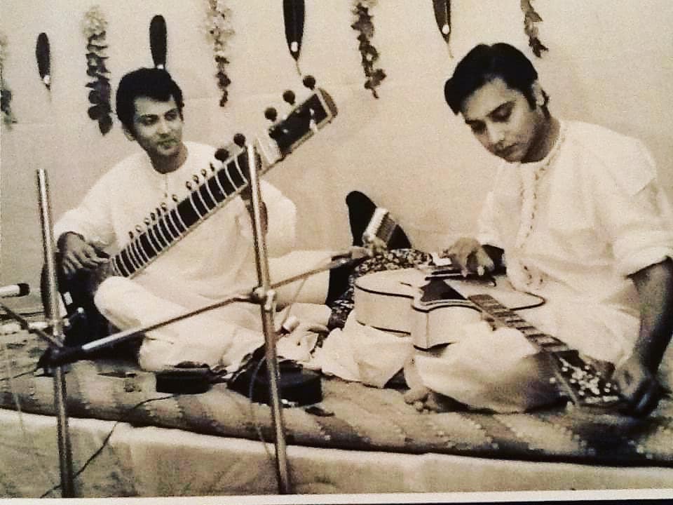 Ustad Rais Khan and Pandit Brijbhushan Kabra