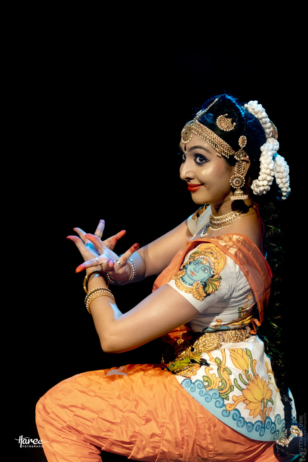 Bharatanatyam by Utthara Unni