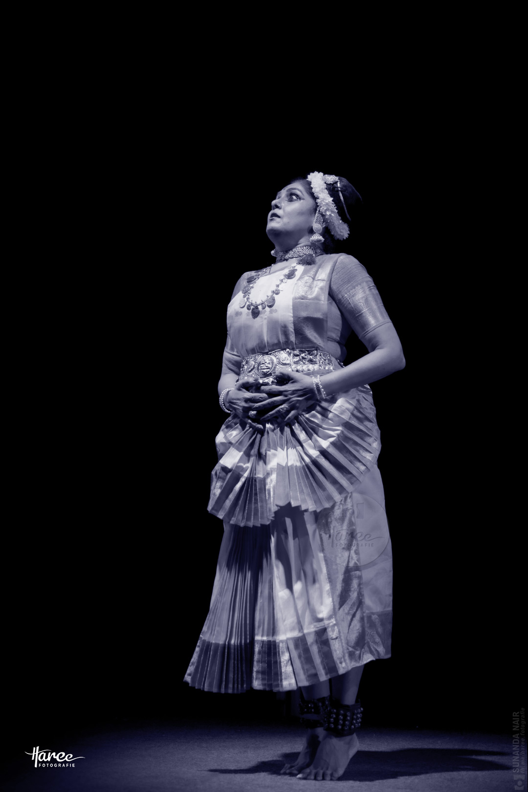 Mohiniyattam by Sunanda Nair