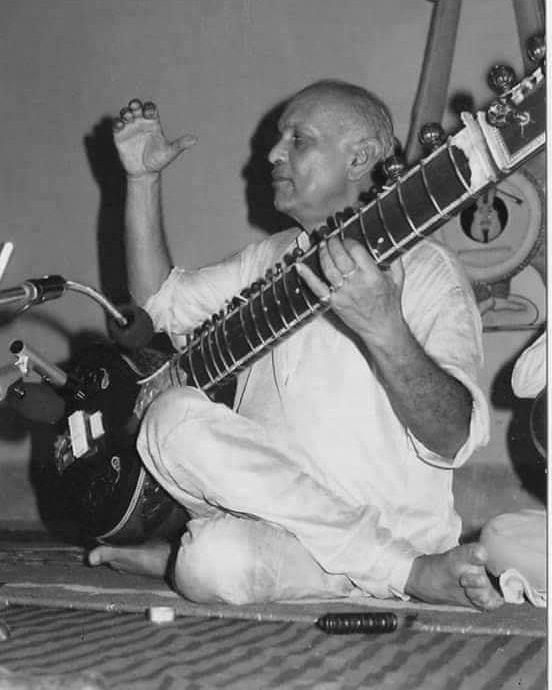 Sitar, Surbahar Maestro and Guru Pandit Bimalendu Mukherjee